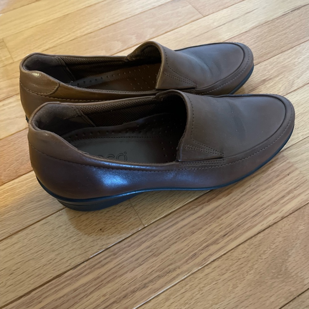 Women’s Ecco Stretch Shoe
